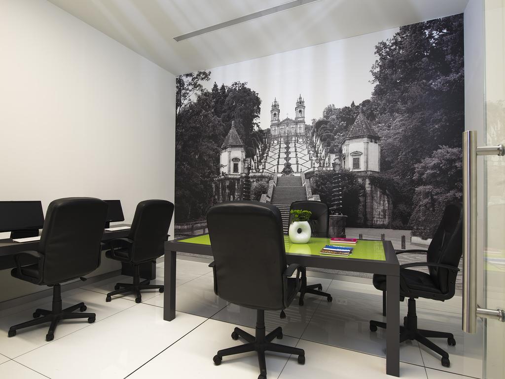 Melia Braga Hotel & Spa Dış mekan fotoğraf Office interior